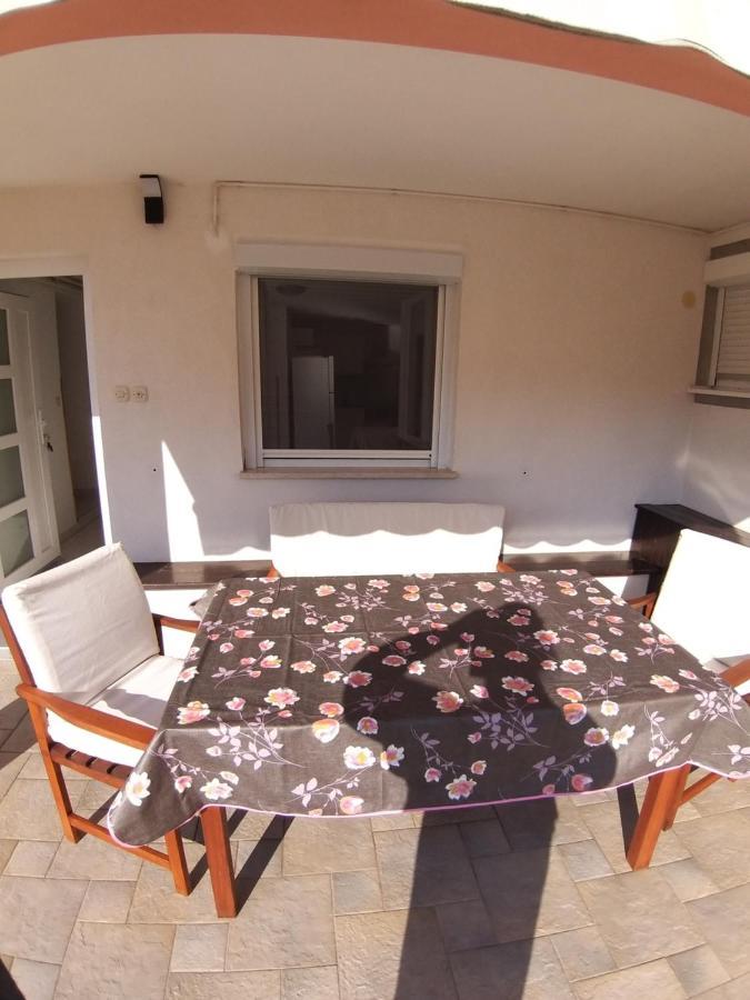 Guest House Zohil Rovinj Luaran gambar